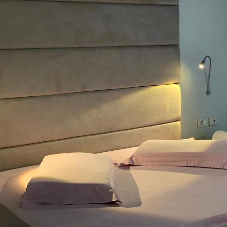 Toti Apartments ติรานา ภายนอก รูปภาพ