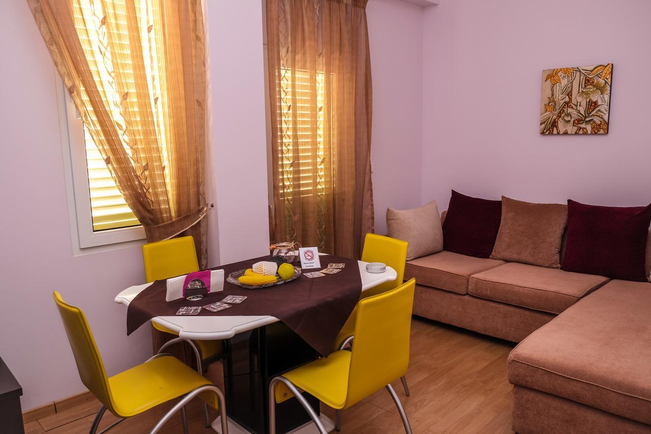 Toti Apartments ติรานา ภายนอก รูปภาพ